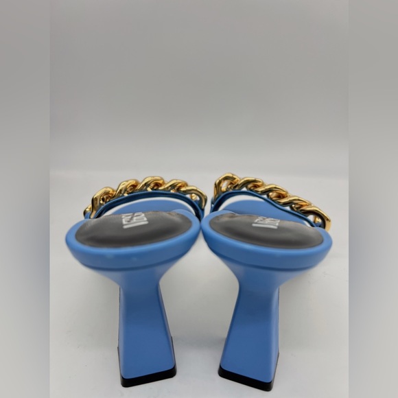 VERSACE Curb LinkBlock Heel Leather Mules - Picture 5 of 14